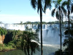 hinzubuchbares Highlight - die Wasserfälle von Iguazu