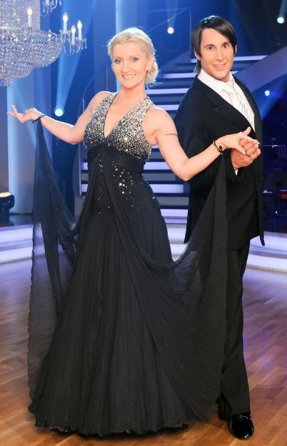 Astrid Wirtenberger und Balazs Ekker bei Dancing Stars 2011 - Foto: ORF/Ali Schafler