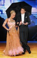 David Heissig bei den Dancing Stars 2012 mit Kathrin Menzinger - Foto: (c) ORF - Ali Schafler