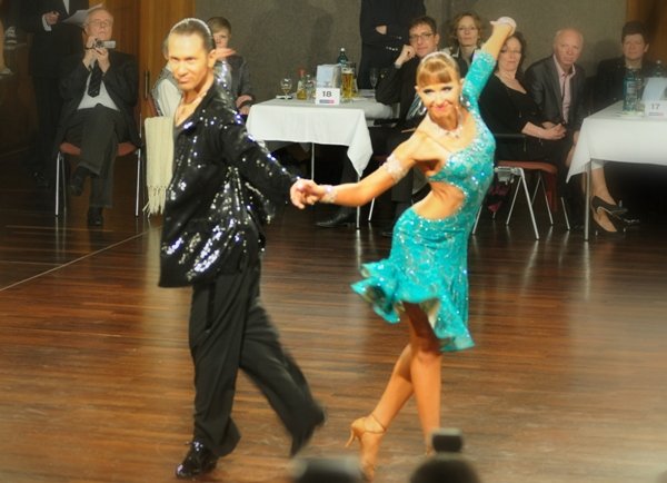 Anastasia Weber - Sergey Oladyshkin - DM Latein-Tänze 2012 Profis in Giessen - 1