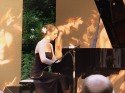 Beatrix Becker am Flügel zur CD-Vorstellung "Melody of love" auf der Freilichtbühne Zitadelle Spandau