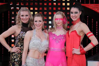 Lets dance 2012 ab Show 9 nur noch Frauen - Wer macht das Rennen? Foto: (c) RTL / Stefan Gregorowius