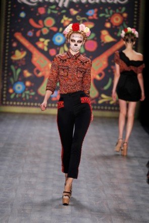Lena Hoschek zur MB Fashion Week Berlin 2012 mit Frühjahr-Sommer-Mode 2013 - 10