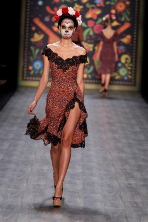 Flamenco-Kleid von Lena Hoschek zur MB Fashion Week Berlin 2012