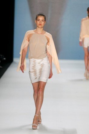 Mode von Burce Bekrek zur Fashion Week Berlin 2012 - 2