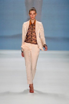 Mode von Günseli Türkay zur Fashion Week Berlin 2012 - 1