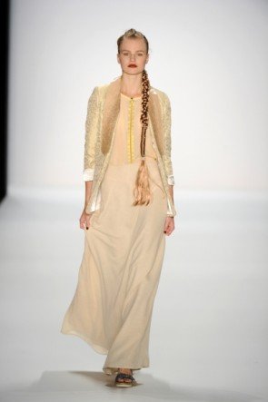 Rebekka Ruetz MB Fashion Week Berlin Juli 2012 - 02