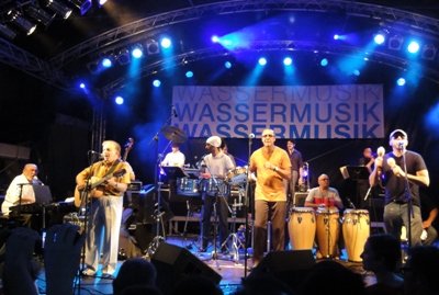 Salsa mit Eddie Palmieri und Band im Berliner Haus der Kulturen der Welt