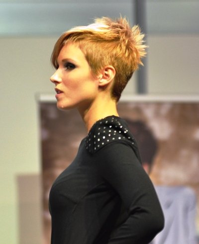 Kurzhaarfrisuren Damen 2012 Mampiwelli