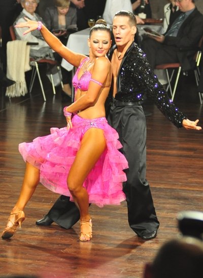 Sandra Koperski und Steffen Zoglauer bei Latein-Tänzen