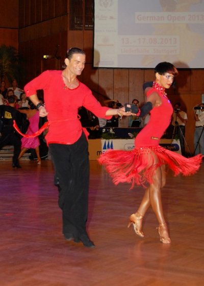 Aniello Langella - Khrystyna Moshenska 2013 - amtierende Weltmeister Lateinamerikanische Tänze - Foto: (c) Volker Hey