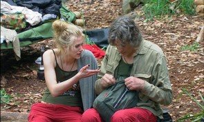 1. Tag im Dschungel-Camp 2014 Larissa Marolt und Winfried Glatzeder - Foto: (c) RTL