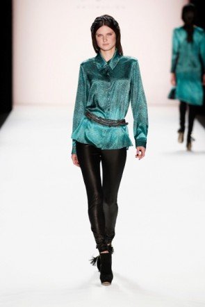 Mode von Anja Gockel - MB Fashion Week Berlin Januar 2014 - 06