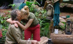 Winfried und Larissa im Dschungelcamp - sie zanken und vertragen sich - ein echtes Dream-Team - Foto: (c) RTL