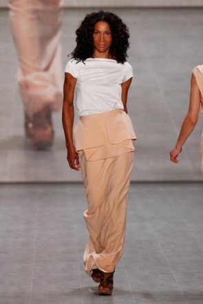 Nana K. Brenu - 1981 - Africa Fashion Day MB Fashion Week Berlin Juli 2014 - 02