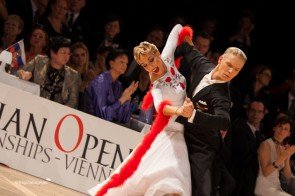 Vasily Kirin - Ekaterina Prozorova aus Österreich 2014 - WM 2014 Standard WDSF Amateure - Foto (c) Regina Courtier