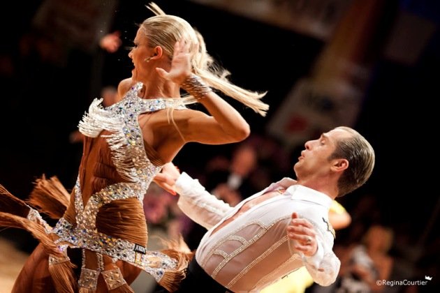 Riccardo Cocchi - Yulia Zagoruychenko Weltmeister 2014 Latein WDC Profi-Tänzer - Foto: (c) Regina Courtier