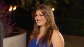 Lisa packt beim Bachelor von selbst die Koffer - Foto: (c) RTL