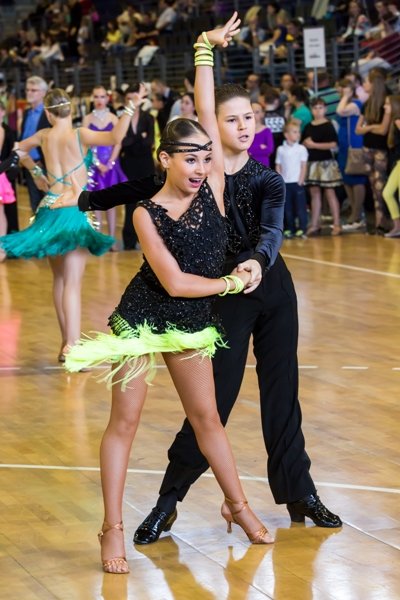 Berliner Meisterschaft 2015 Lateinamerikanische Tänze Efrem Kuzmichenko - Samira Hafez mit Sieg-Chancen - Foto: (c) René Bolcz 