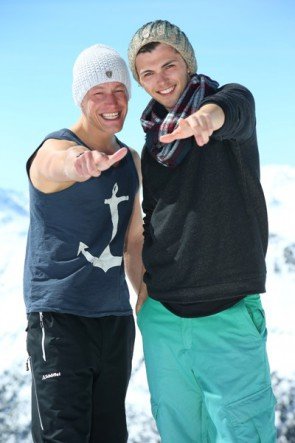 Marcel Kärcher und Leon Heidrich vor der DSDS Live-Show in Ischgl - Foto: © RTL - Stefan Gregorowius