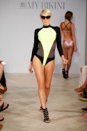 Bademode 2015 - Badeanzug von MY BIKINI MB Fashion Week Miami Swim 2015 - Photo by Neilson Barnard/Getty Images for Mercedes-Benz