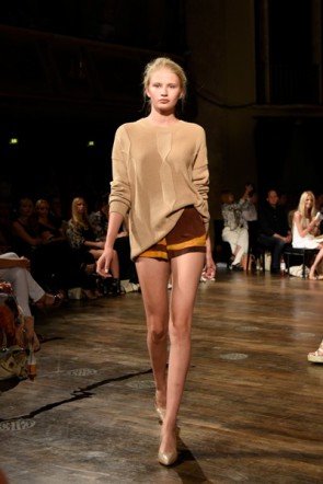 Marcel Ostertag Kollektion Frühjahr-Sommer 2016 Mercedes-Benz Fashion Week 2015 7.7.2015 - 13