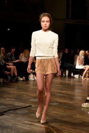 Marcel Ostertag Kollektion Frühjahr-Sommer 2016 Mercedes-Benz Fashion Week 2015 7.7.2015 - 19