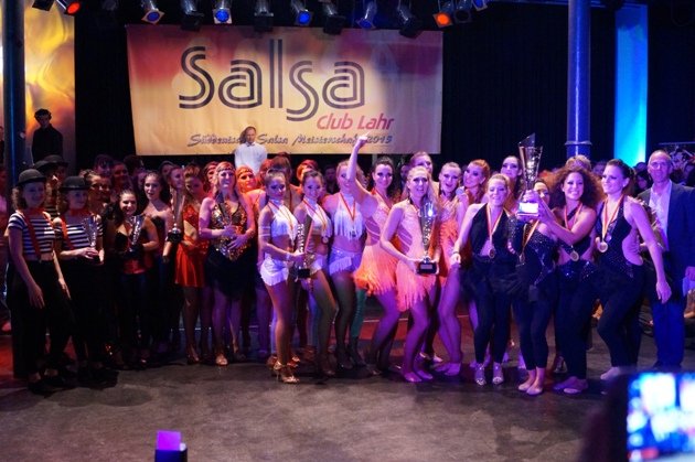 Siegerehrung Ladies - Süd-Deutsche Salsa-Meisterschaft 2015 - Foto: (c) Salsango - Karsten Heimberger