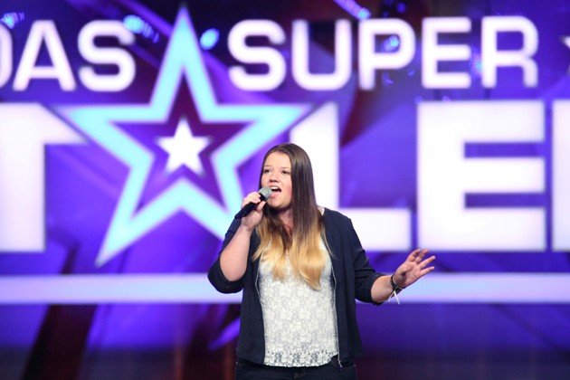 Laura Heily - Supertalent Kandidatin 5.12.2015
