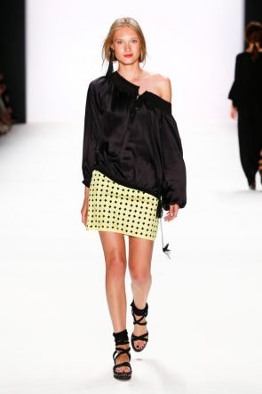 Mode von Laurel Sommer 2017 - MBFW Berlin - 01
