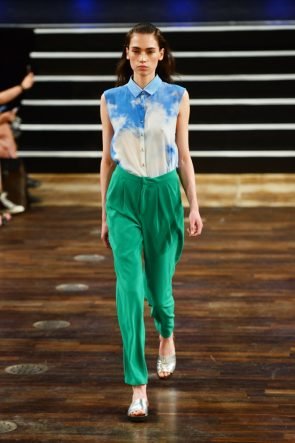 Grün in der Sommermode 2017 von Marcel Ostertag zur Fashion Week Berlin 2016 - 2