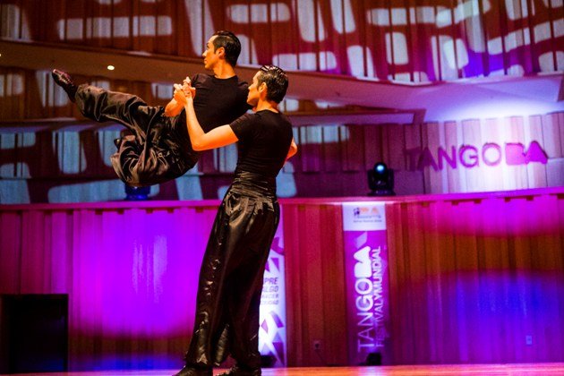 Männliches Tango-Tanzpaar Tango WM 2017 Tango Escenario