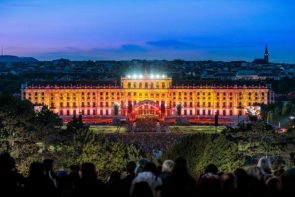 Sommernachtskonzert 2018 Wiener Philharmoniker 31.5.2018 mit Anna Netrebko