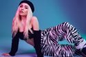 Ava Max "Sweet But Psycho" vom Dancefloor zur Nummer 1, weiter bei Make up