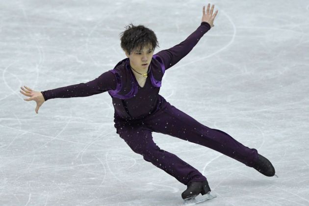 Shoma Uno beim Eiskunstlauf Grand Prix NHK Trophy 2018 Japan