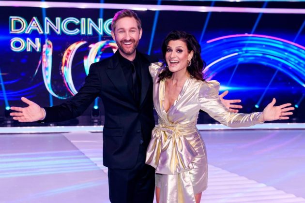 Marlene Lufen und Daniel Boschmann - Moderatoren Finale Dancing on Ice 10.2.2019