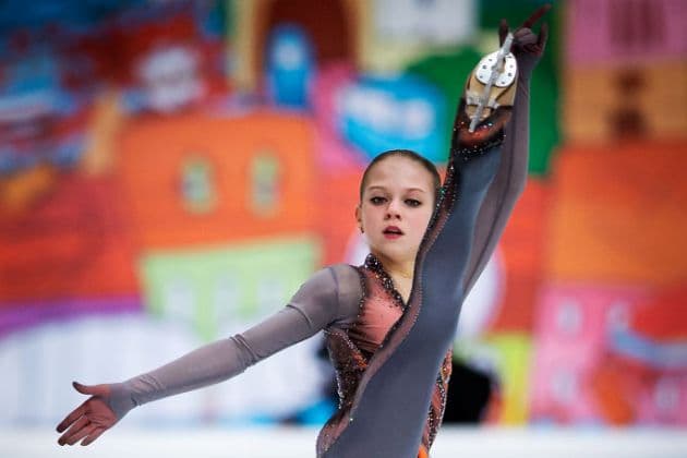 Alexandra Trusova - Junioren-Weltmeisterin 2019 im Eiskunstlauf