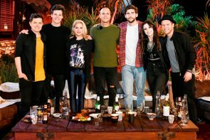 Sing meinen Song 2019 - alle Teilnehmer - im Bild von Links: Michael Patrick Kelly, Wincent Weiss, Jeanette Biedermann, Milow, Alvaro Soler, Jennifer Haben und Johannes Oerding