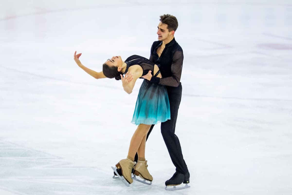Elizaveta Khudaiberdieva - Andrey Filatov aus Russland beim Junior Grand Prix 2019 in Lettland