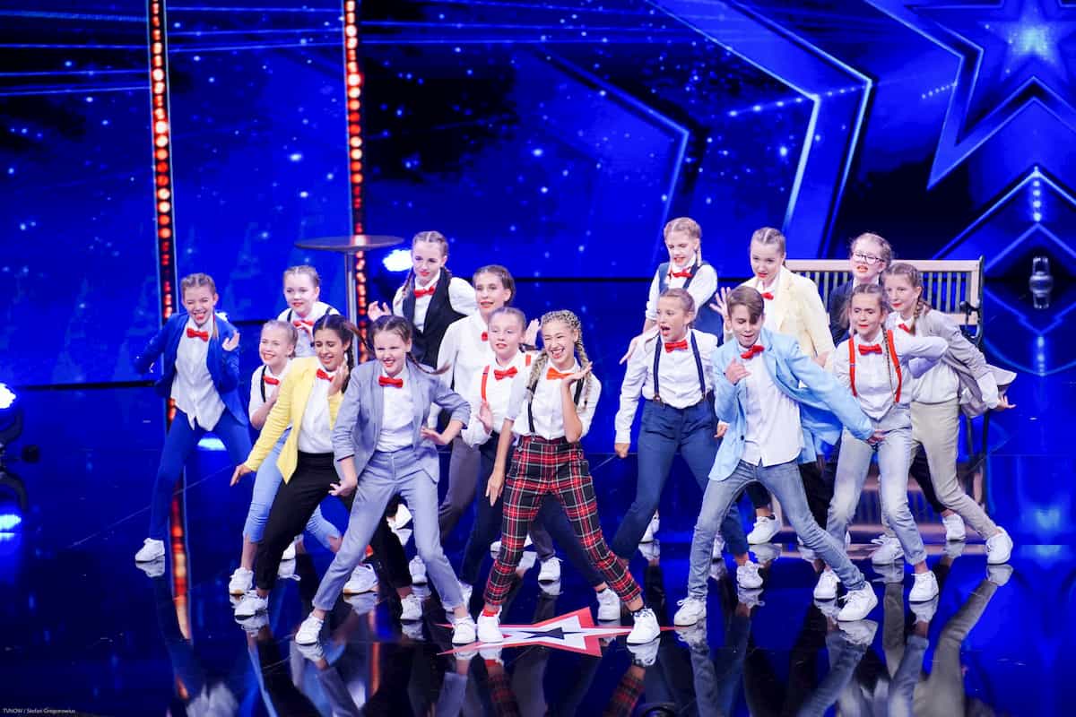 Dance A.kt-Tänzer - Trainerin Tanja Kuschull - beim Supertalent am 12.10.2019
