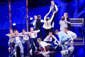 Supertalent am 12.10.2019 - Alle Kandidaten vorgestellt - hier Dance A.kt, Trainerin Tatjana Kuschill