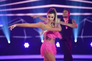 Nadine Klein - Niko Ulanovsky bei Dancing on Ice am 22.11.2019