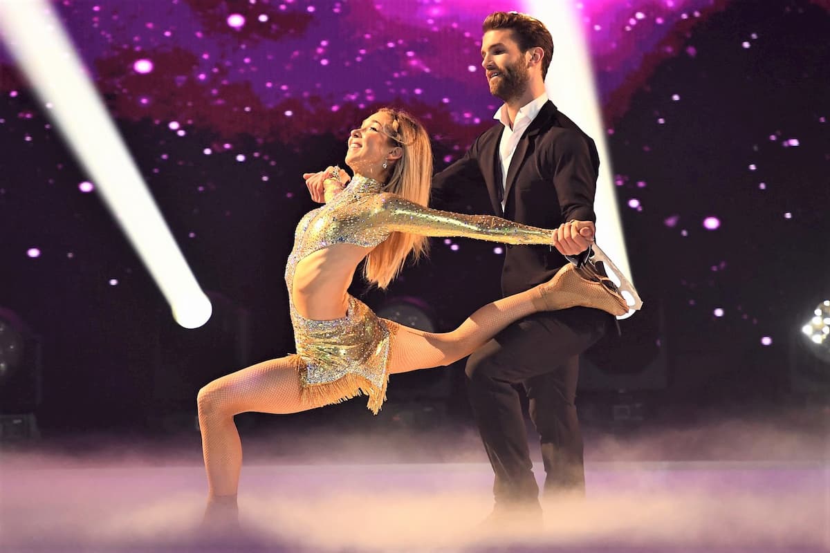Andre Hamann und Stina Martini bei Dancing on Ice 2019