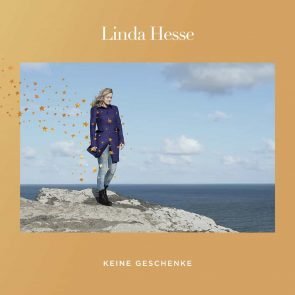 Linda Hesse mit dem Lied "Keine Geschenke" in den Salsango Schlager Charts