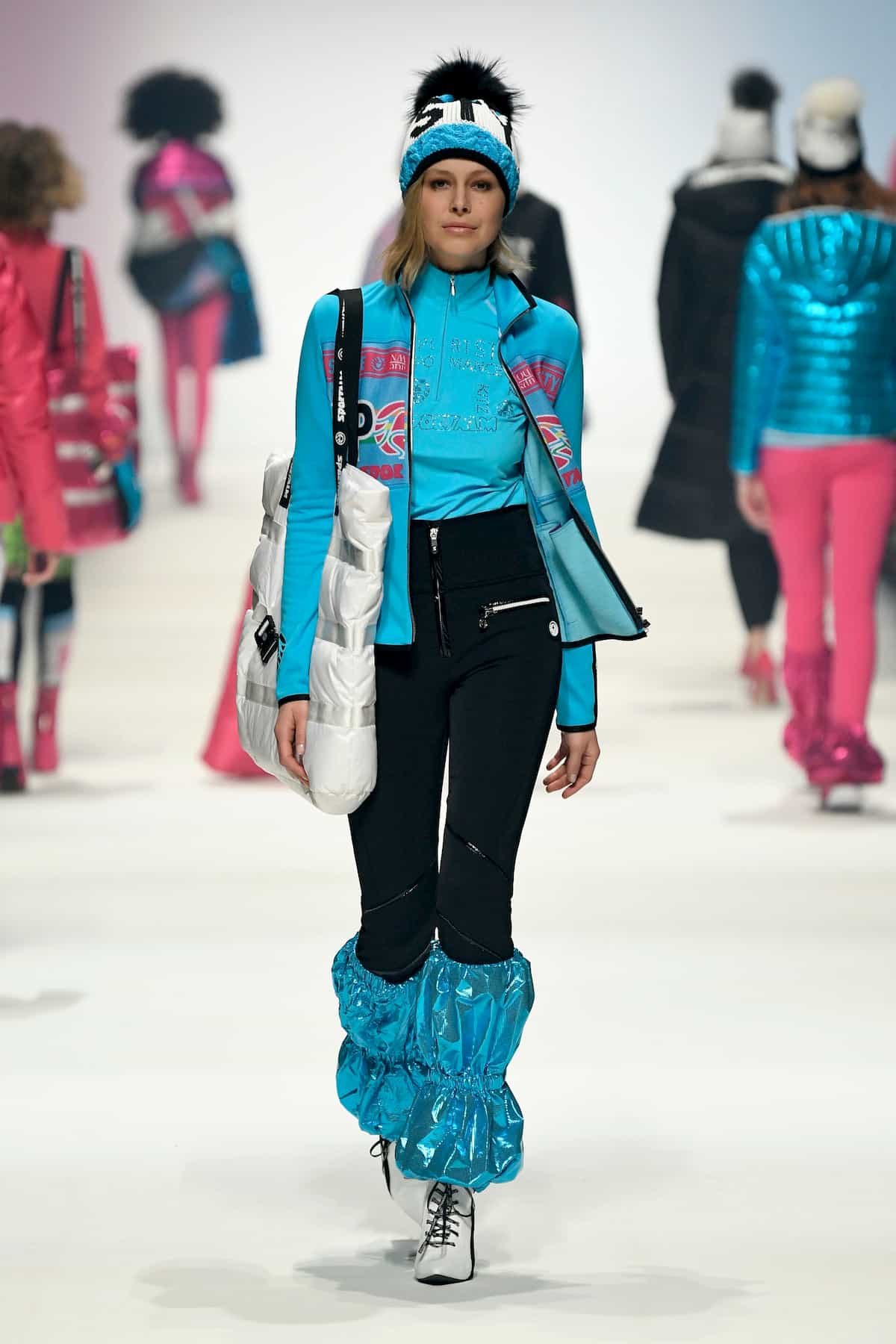 Wintermode von Skialm Mode-Saison 2020-2021 zur MB Fashion Week Berlin - 6