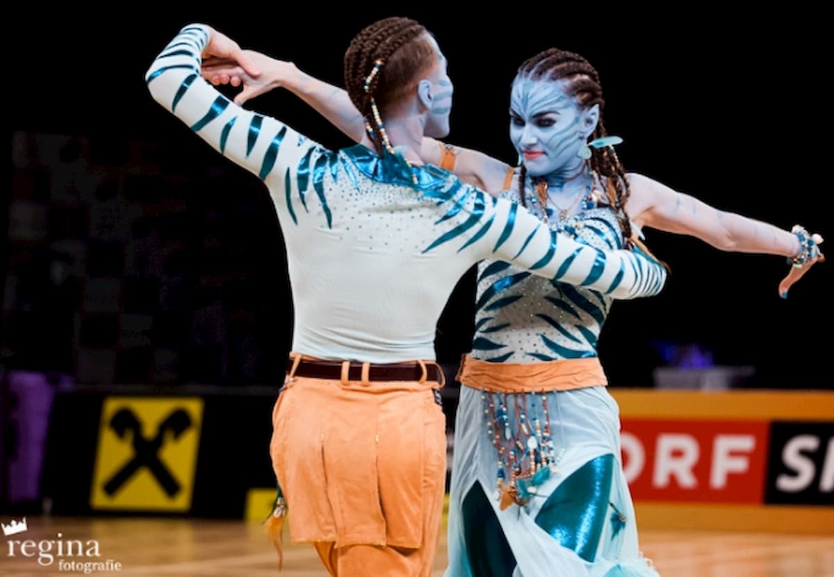 WM 2020 Show Dance Standard und Latein der WDSF-Profis in Leipzig am 24.10.2020 - hier im Bild Valenin Lusin und Renata Lusin bei einer früheren WM Show Dance