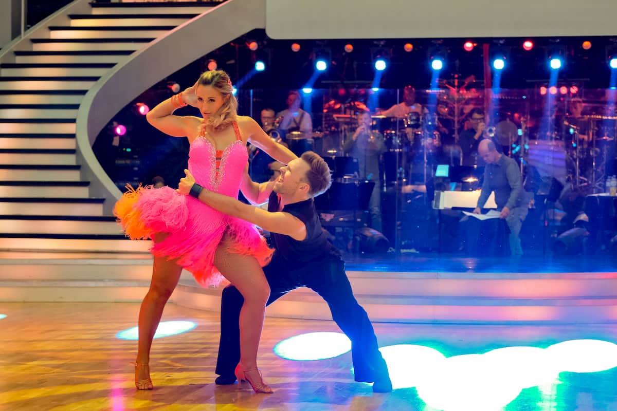 Michaela Kirchgasser - Vadim Garbuzov bei den Dancing Stars 2020 am 2.10.2020