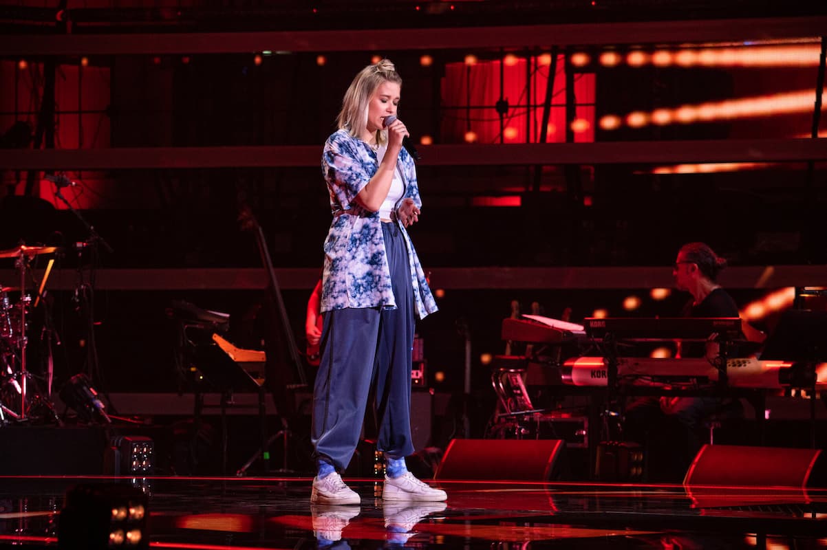 Janine Gierszweski bei The Voice of Germany am 7.10.2021