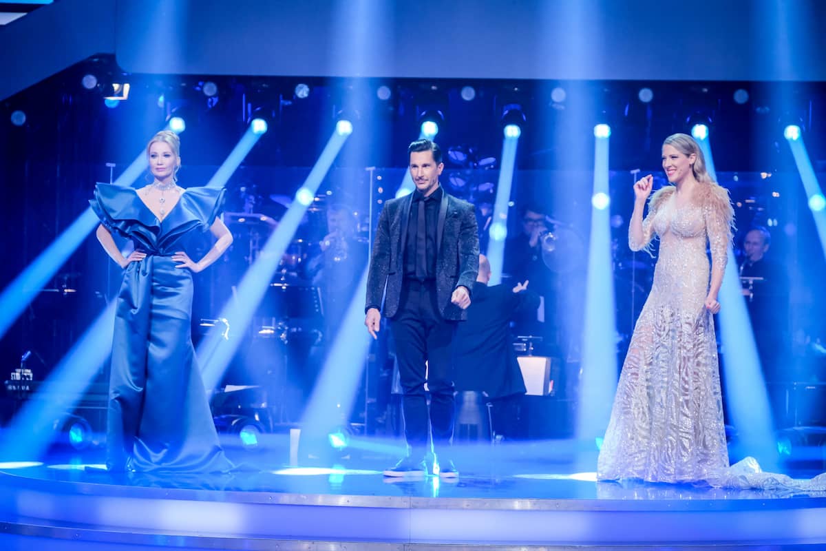 Karina Sarkissova, Balazs Ekker und Maria Santner bei den Dancing Stars am 29.10.2021