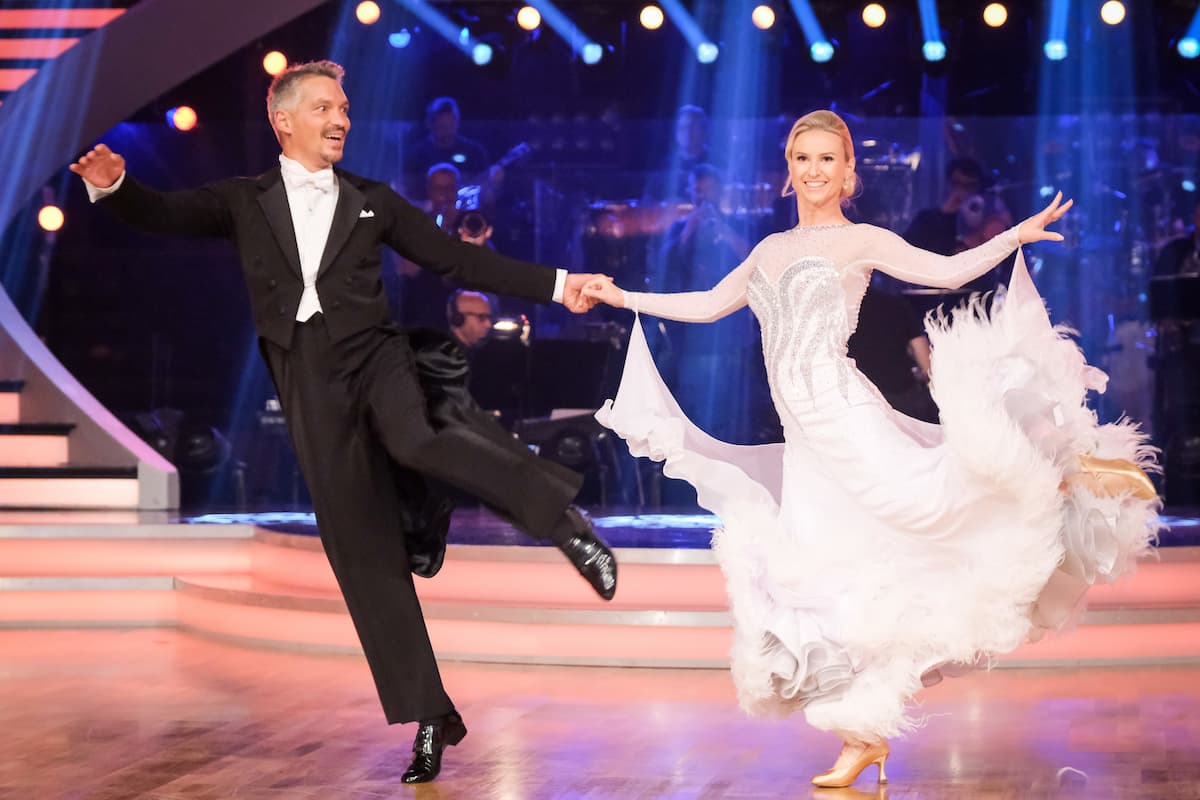 Kati Kallus mit Faris Rahoma bei den Dancing Stars am 1.10.2021